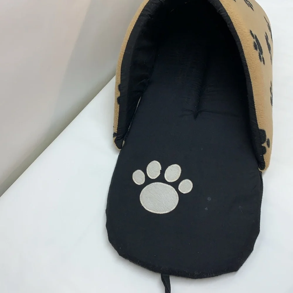 Plush Cat/Dog Cave Pet Bed slipper shoe shaped paw print